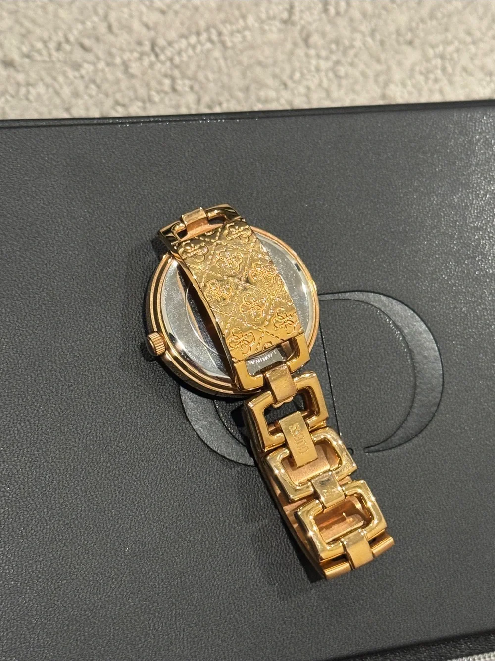 Guess watch